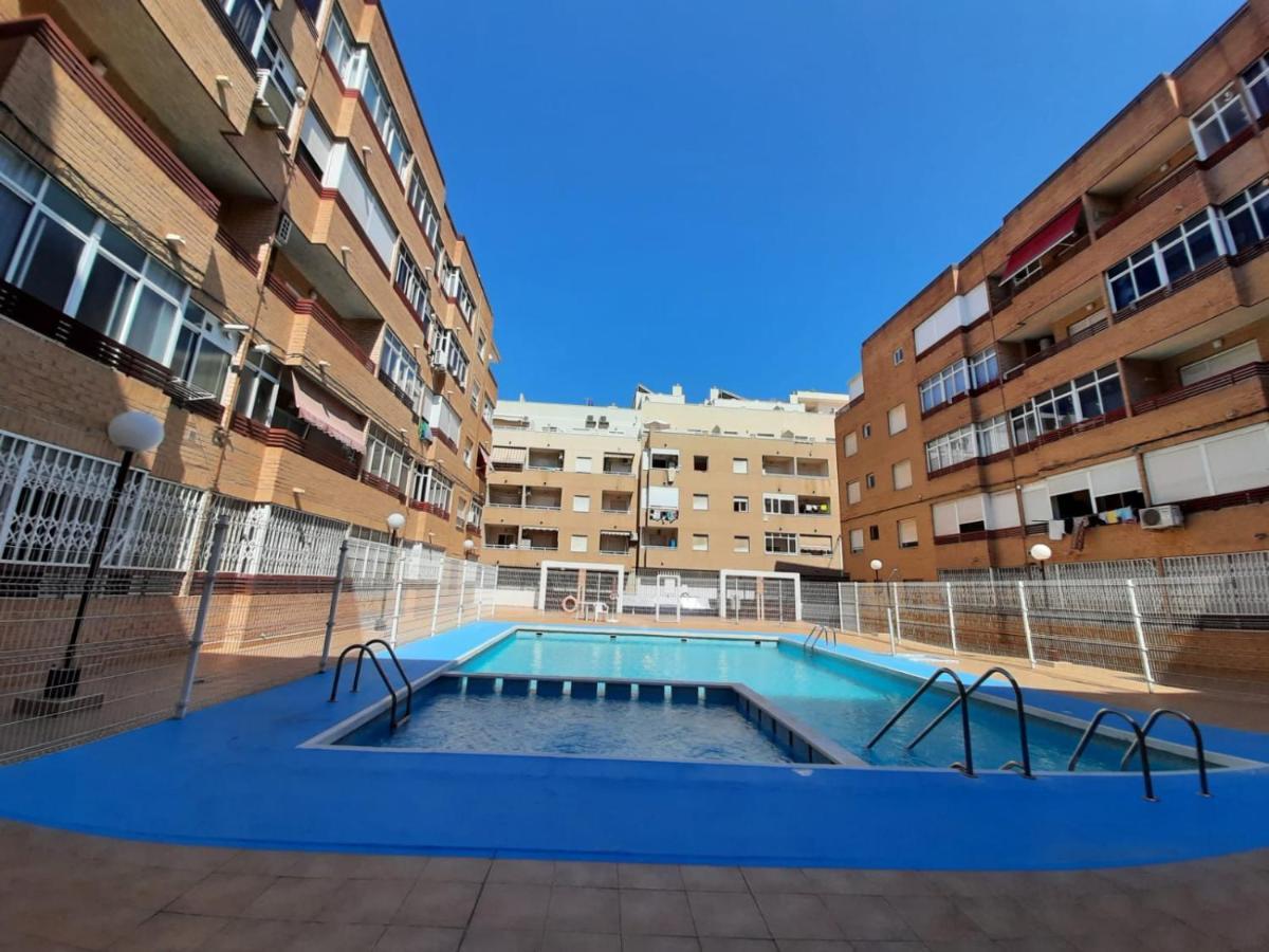 016 Happiness Apartment - Alicante Holiday 托雷维耶哈 外观 照片